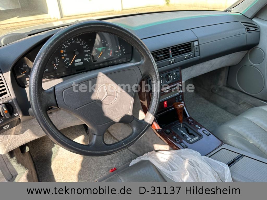 Mercedes-Benz SL 300