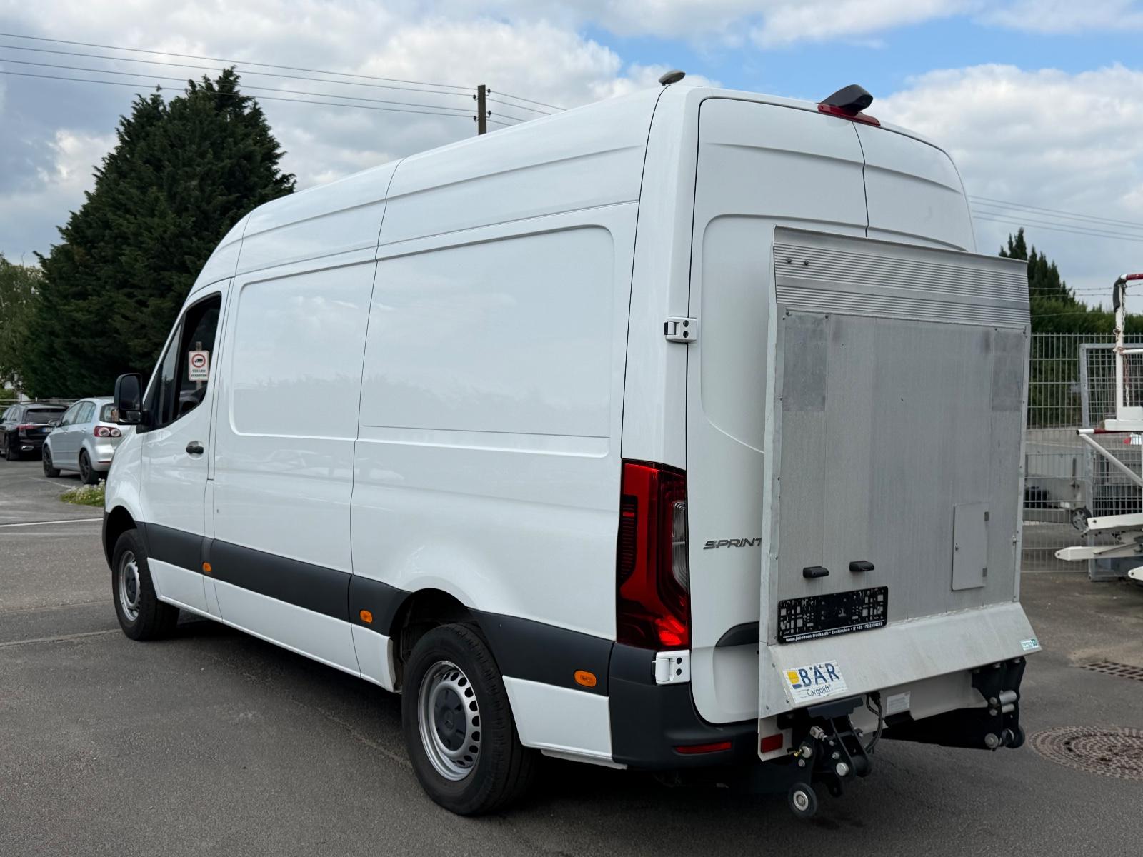 Mercedes-Benz Sprinter 315cdi Ladebordwand BÄR, LED, Automa.