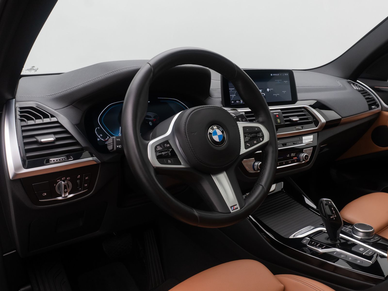Fahrzeugabbildung BMW X3 xD30e LuxuryLine HUD 360&deg;Panorama HiFi 19Zoll