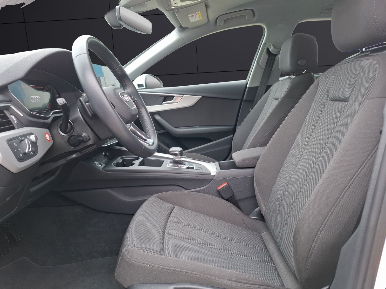 Fahrzeugabbildung Audi A4 Avant 40 TDI advanced quattro S-tronic STH Ma