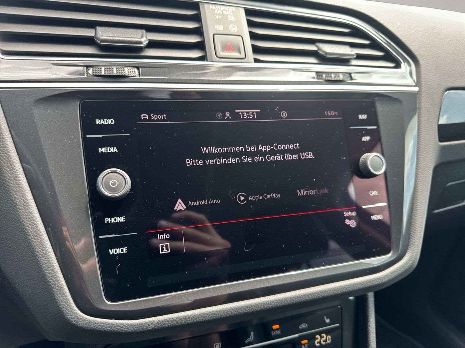 Tiguan 2.0 TSI Elegance 4Motion, AHK, Navi, Spor