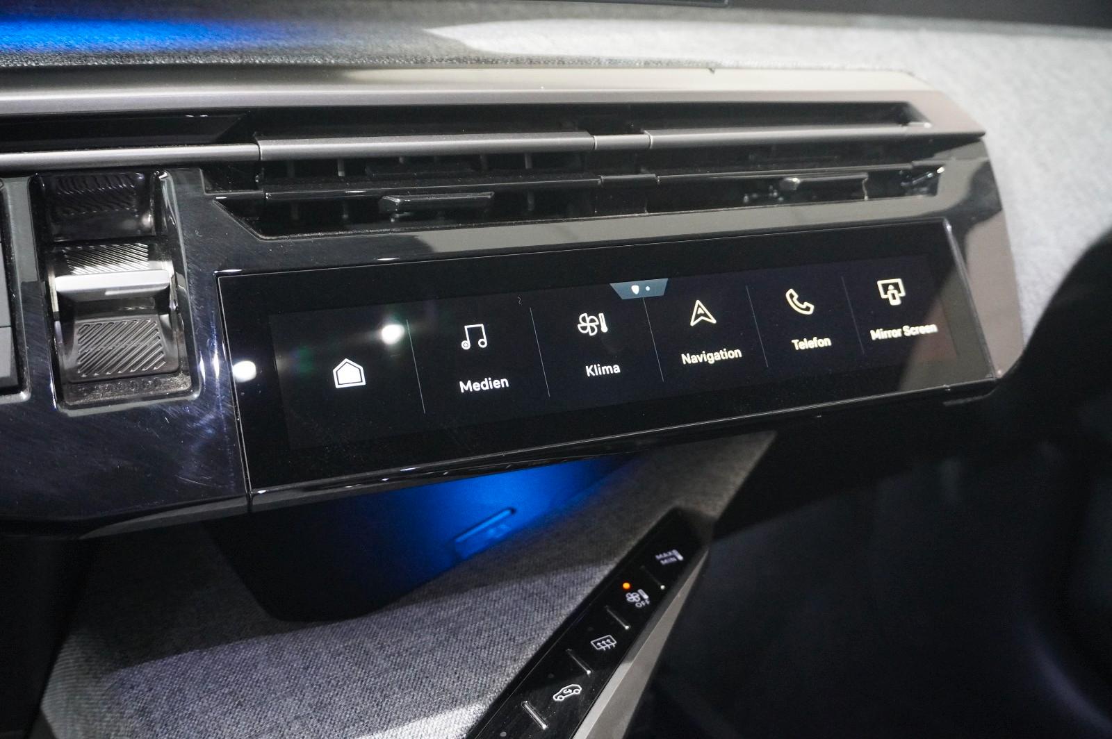 Peugeot 3008 Hybrid 145 ALLURE E-DSC NAVI/LED/360°/SPORT