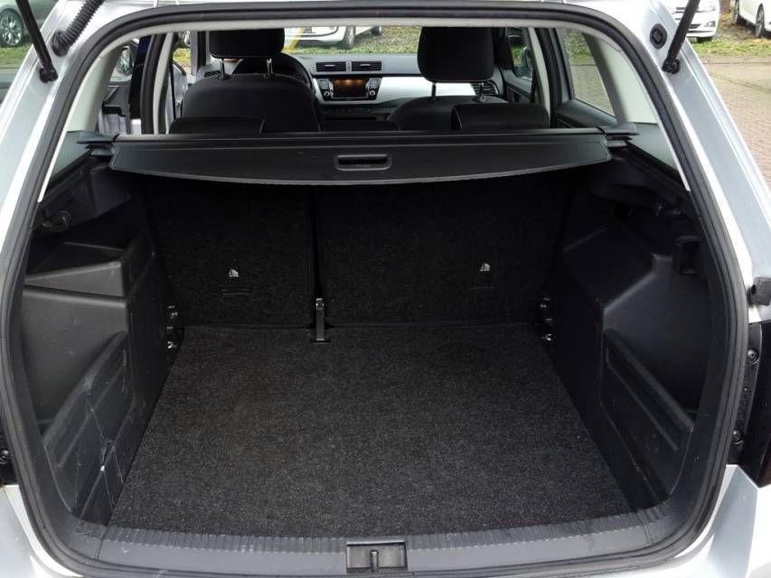 Fahrzeugabbildung SKODA Combi 1.0 TSI Ambition ALW-Reifen/ AHK abnehmbar