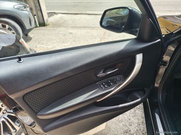 BMW 318 - 8