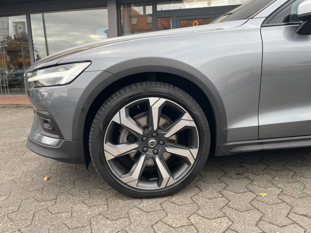 Volvo V60 Cross Country V60 CC B4 D AWD Geartr. Pro+Xe foto 17