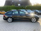 Audi A4 Avant 30 TDI advanced*8xFach*Navi*Ahk*1-Hand* - Audi A4: 8h