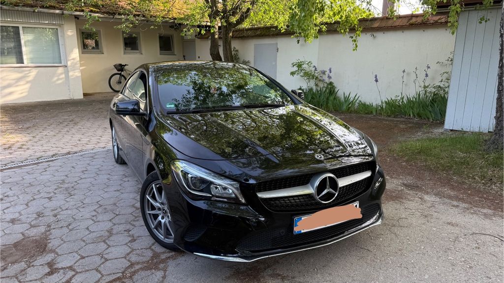 Image of Mercedes-Benz CLA 180