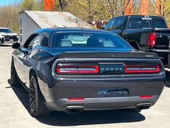DODGE Challenger SRT Hellcat 1 Hand
