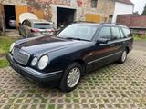 Mercedes-Benz E 240 - Mercedes-Benz E 240: Kombi