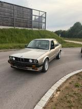BMW E30 320i NFL Schalter - BMW 320 aus 1989: 320i