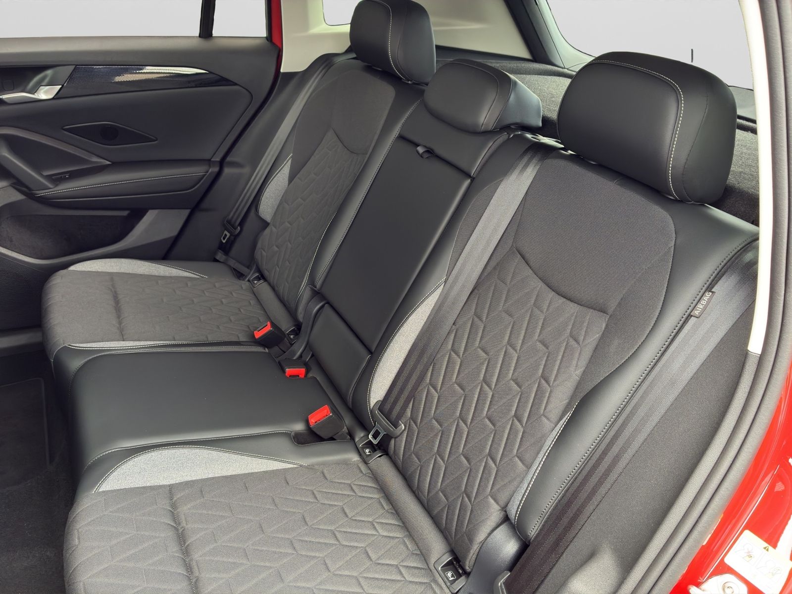 Tiguan 1.5 eTSI "ENERGY" *AHK*NAVI*LED*