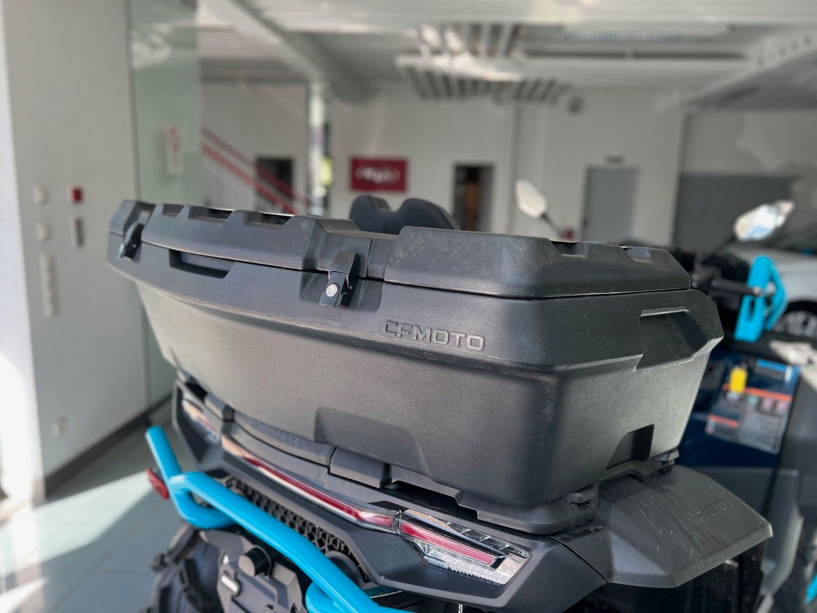 Fahrzeugabbildung CFMOTO CFORCE 1000 TOURING PRO MUD Version - T3b ABS