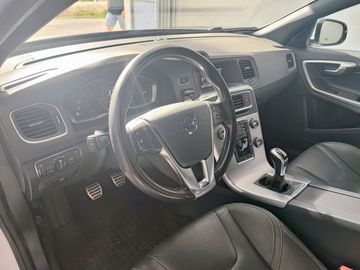 Volvo V60 - 9