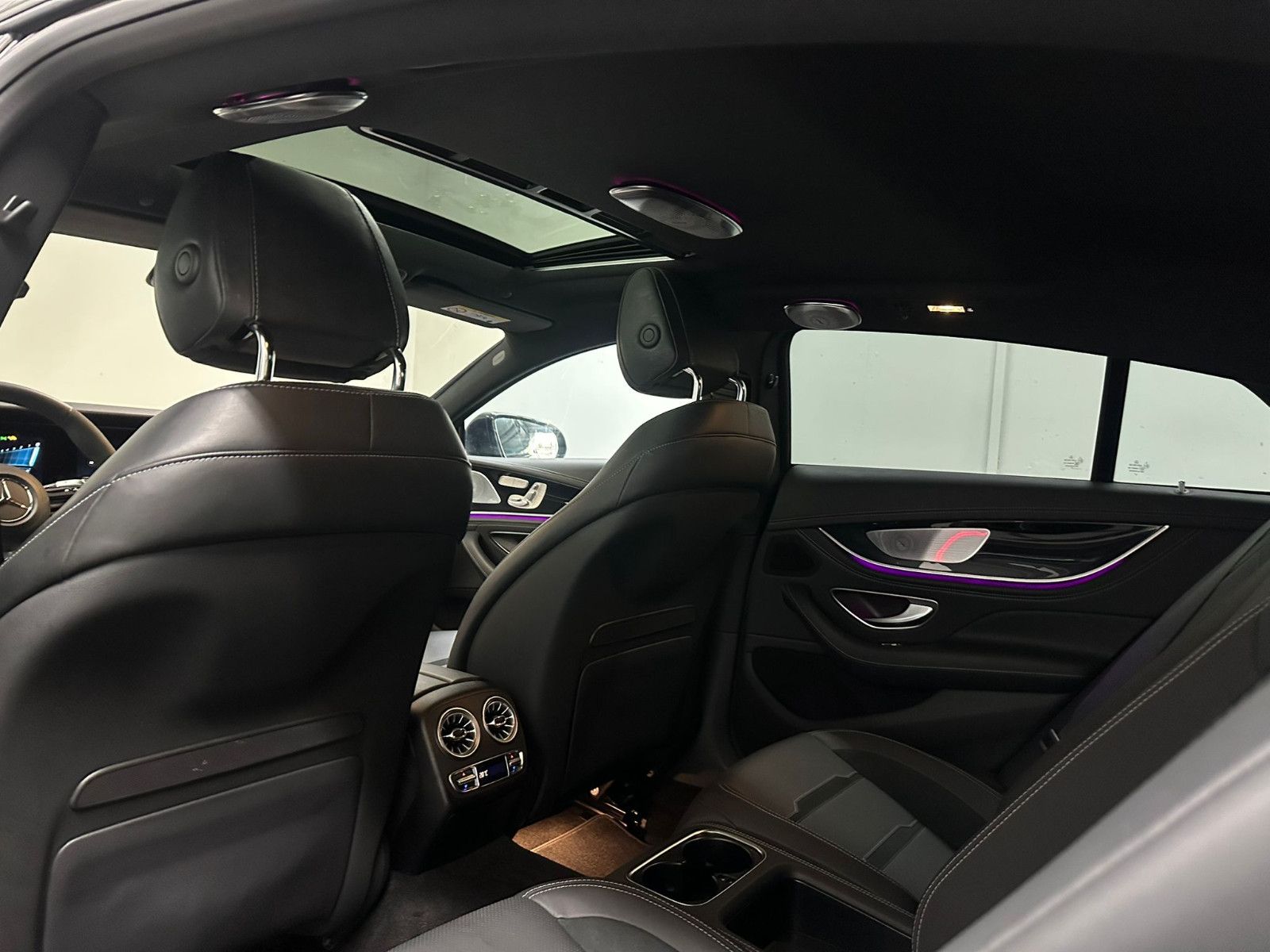 Fahrzeugabbildung Mercedes-Benz GT 63  S E Performance *SHD*CARBON HECKS*HEADUP*