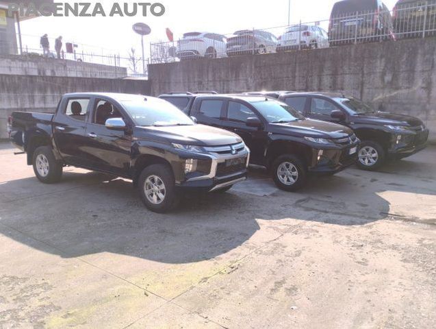 Mitsubishi MITSUBISHI L200 2.3 D Double Cab 4x4 Easy Select