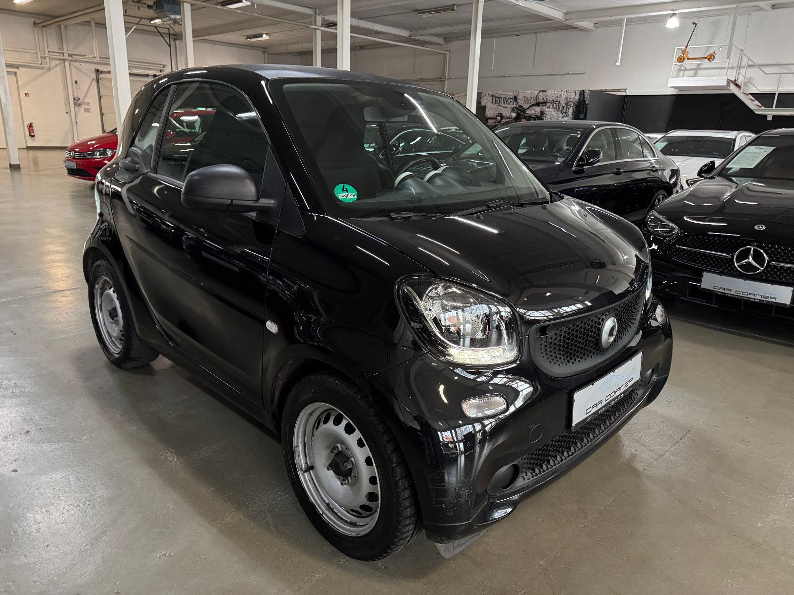 Fahrzeugabbildung Smart ForTwo Coupe 52 KW FACELIFT TEMPOMAT KLIMA SHZT