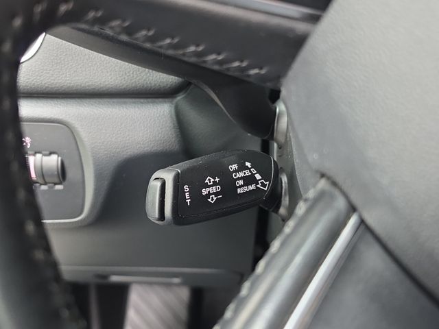 Q3 1.4 TFSI DSG*LED*