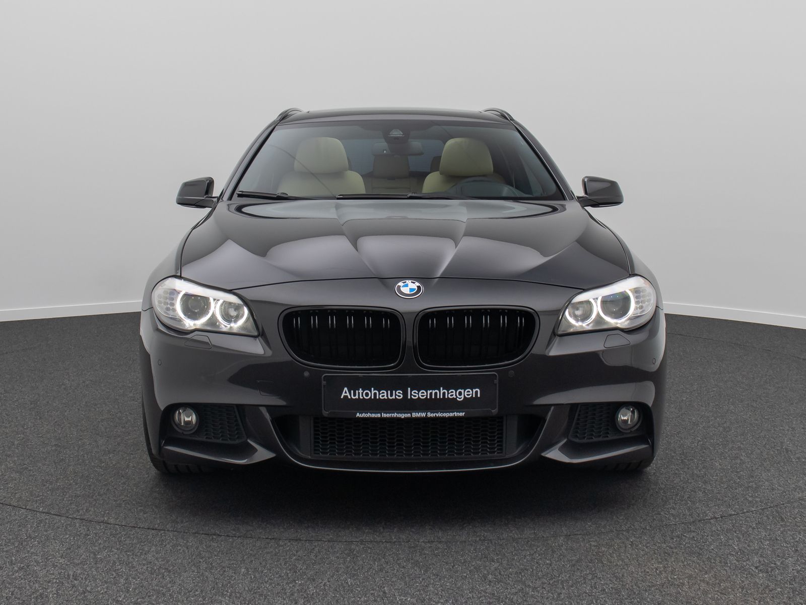 Fahrzeugabbildung BMW 530d xD M Sport Kamera HUD NaviPro Panorama HiFi