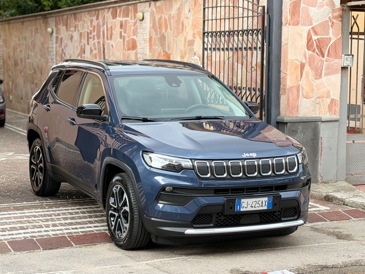 Jeep Compass 1.6 Multijet II 2WD Limited imagem 3