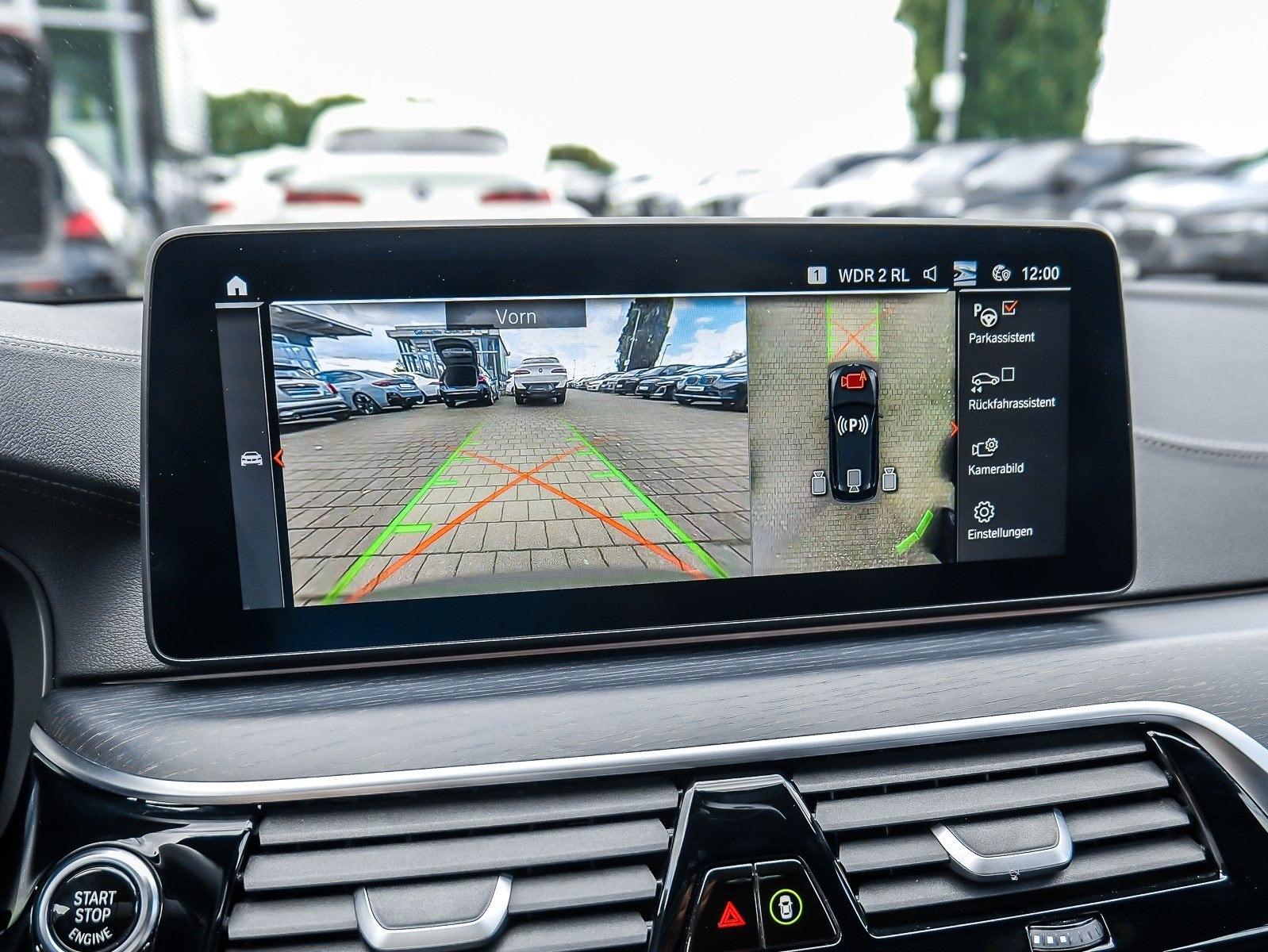 BMW 530d Touring Luxury Line HUD PANO RFK NAVI DAB