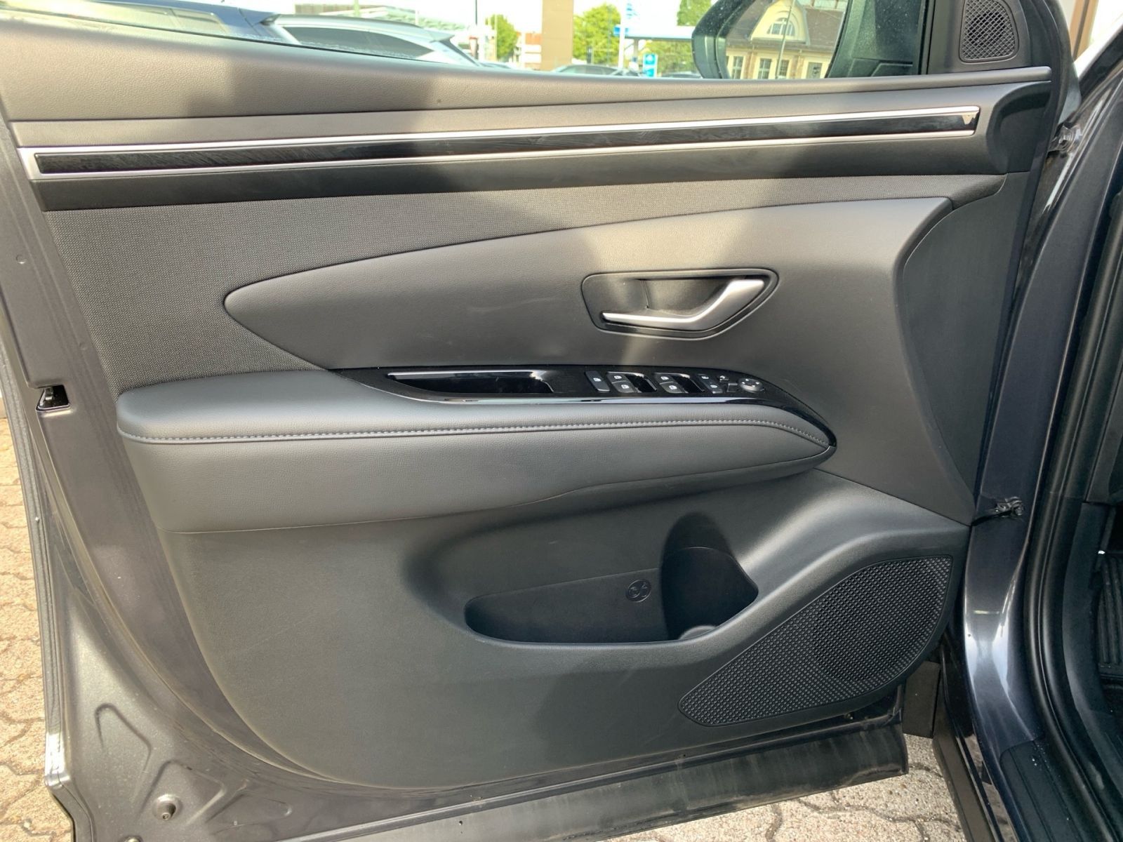 Fahrzeugabbildung Hyundai TUCSON 1.6 T-GDI 7-DCT Trend Mild-Hybrid Navi LE