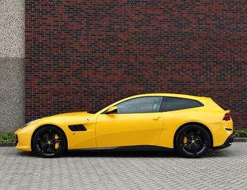 2018 Ferrari GTC4LUSSO — миниатюра 15
