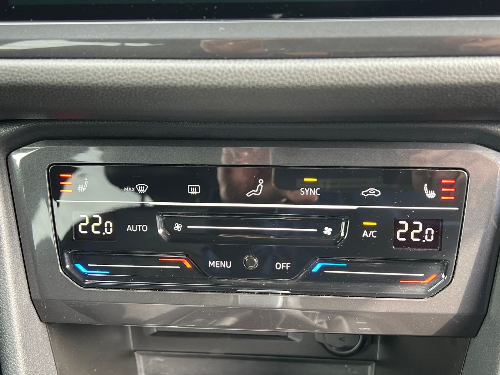 Fahrzeugabbildung Volkswagen Tiguan Allspace R-Line 2.0 TDI DSG 4MOTION *AHK,