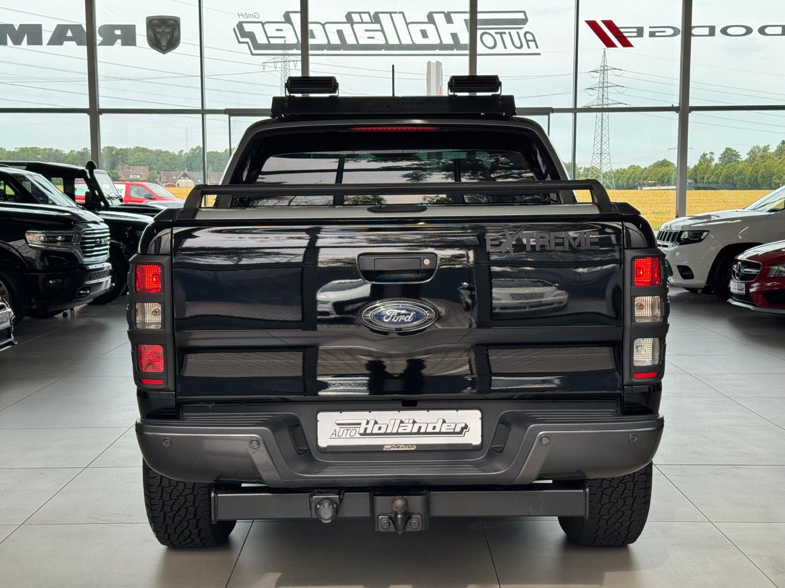 Fahrzeugabbildung Ford Ranger 2.0 TDCi Aut. Panther Wildtrak DoKa 4x4