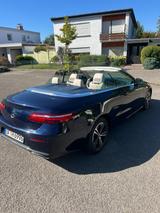 Mercedes-Benz E 300 Autom. Neu TÜV, AU, Bremsen, MwSt ausweisb - Mercedes-Benz E 300 mit Benzin-Antrieb: Cabrio