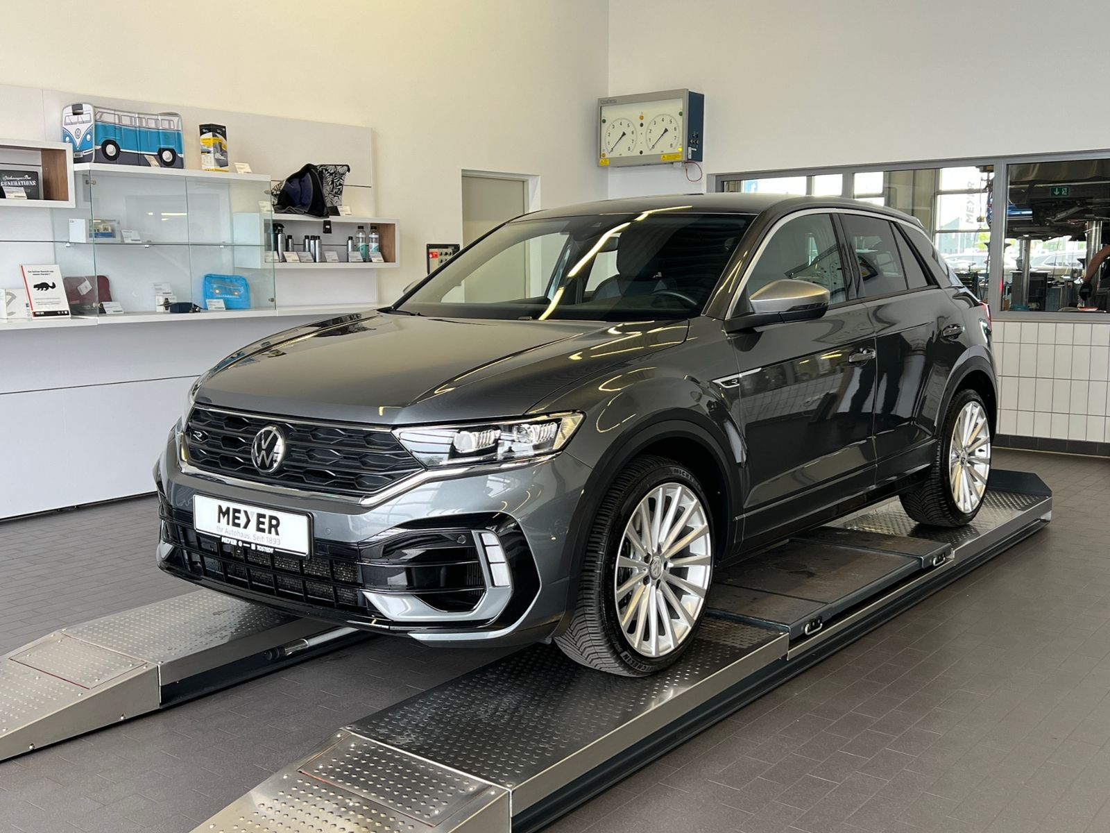 Fahrzeugabbildung Volkswagen T-Roc R 2.0 TSI DSG 4MOTION *Garantie, LED, Kame