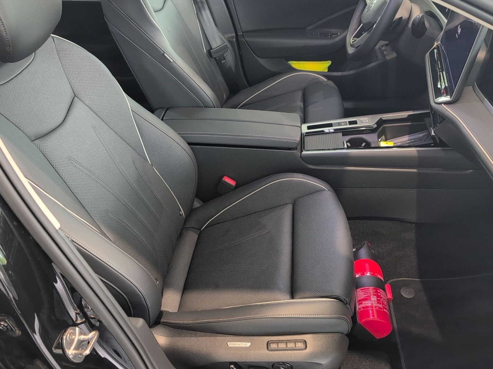Volkswagen Passat Variant - Bild 10