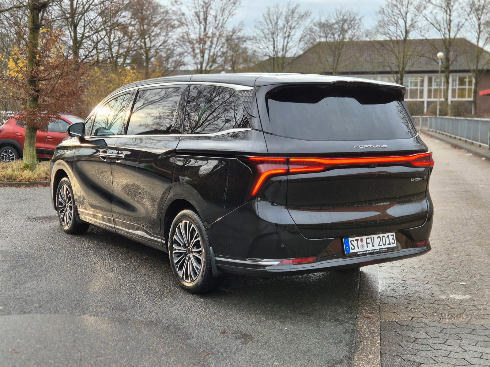 DFSK Forthing 9 HEV Luxus-Van, Massage, 7-Sitzer