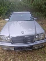 Mercedes-Benz 240 - Mercedes-Benz 240: Kombi