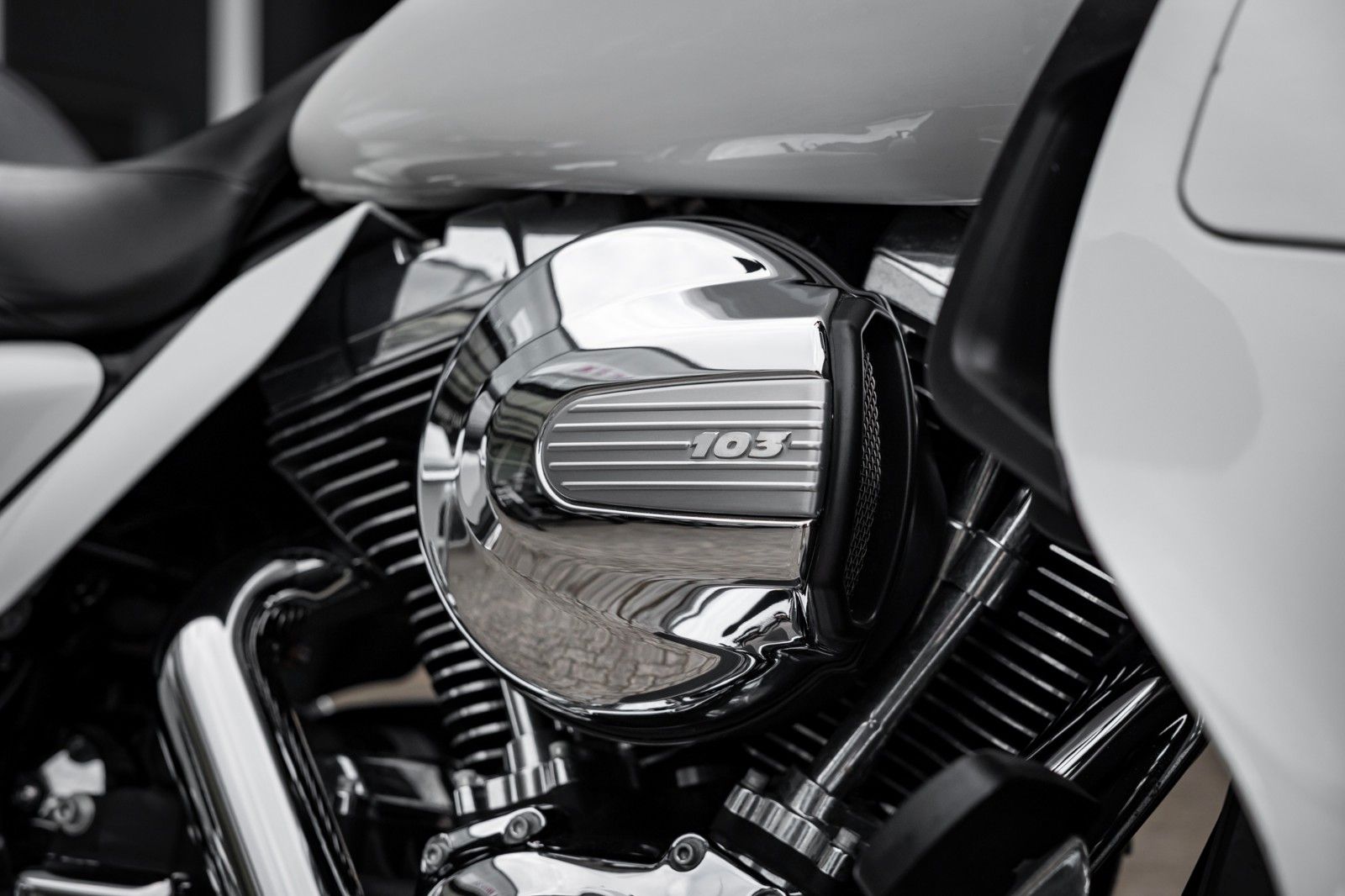 Fahrzeugabbildung Harley-Davidson E-Glide Ultra 103 cui FLHTKL - Kesstech -