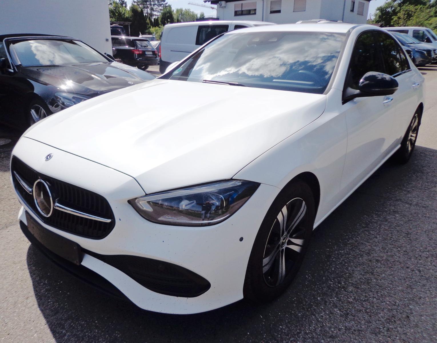 Mercedes-Benz C 300 d Dist LED 360° AHK NAVI-MBUX Nigth Mem So