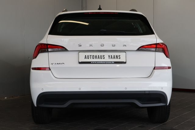 Skoda Kamiq Active 1.0 TSI CARPLAY+FRONT+LED+LANE