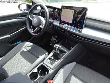 Fotografie 11 des VW Golf VIII 1.5 TSI Goal*AHK*LED plus*Travel+Side*