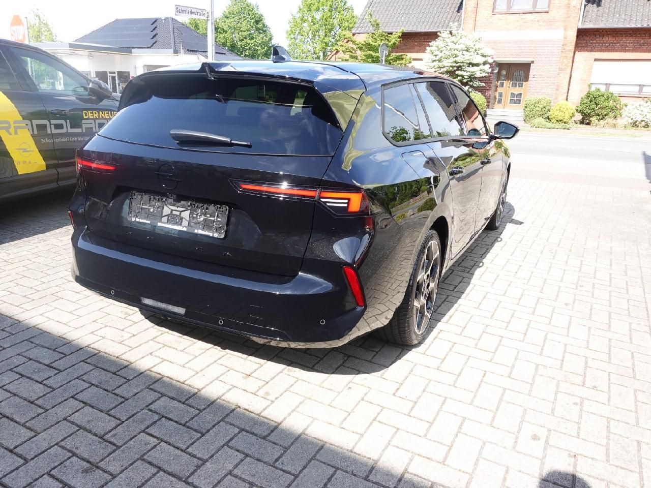 Fahrzeugabbildung Opel Astra L Sports Tourer 1,2 Ultimate Automatik