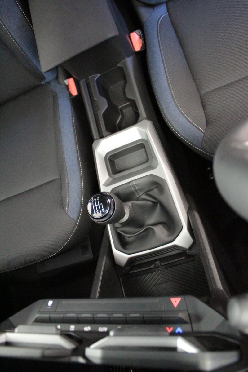 Fahrzeugabbildung Dacia Duster mild hybrid 130 Journey *Winterpaket*