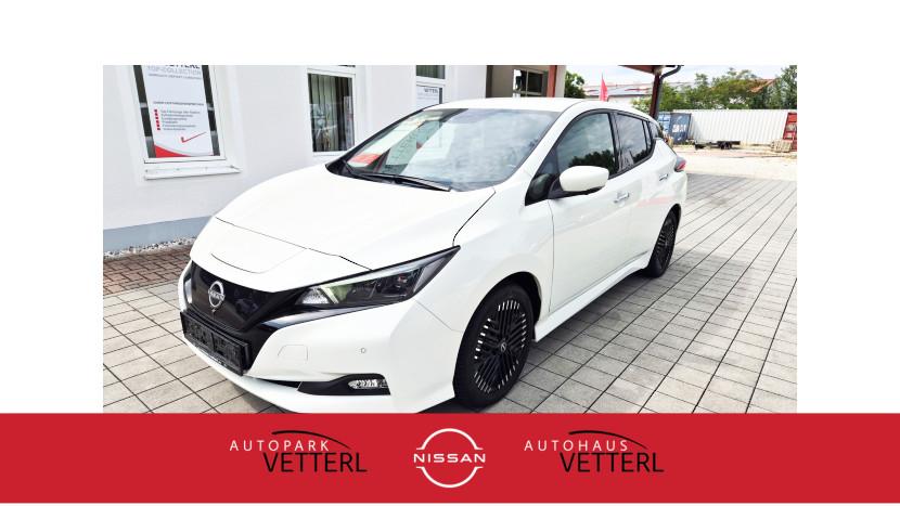 Nissan Leaf N-Connecta 40 kWh LED M+S Bereifung