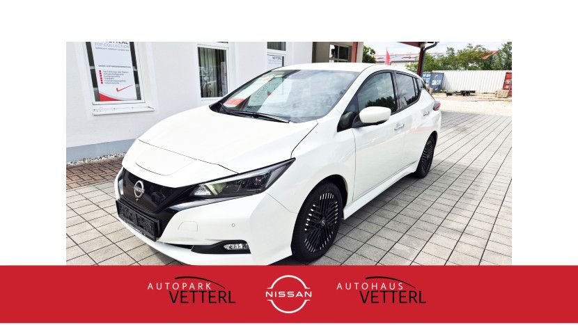 Nissan Leaf N-Connecta 40 kWh LED M+S Bereifung