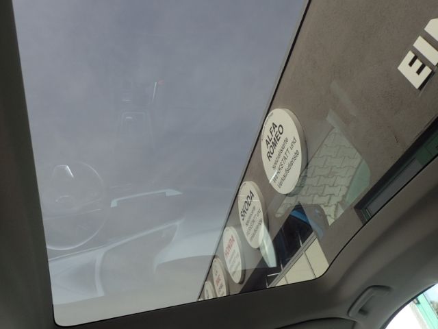 Fahrzeugabbildung Ford Tourneo Connect Titanium 7-Sitzer Panorama Navi