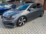 Volkswagen Golf VII Lim. GTI Performance BMT/Start-Stopp - Cars in Berlin: Sportwagen