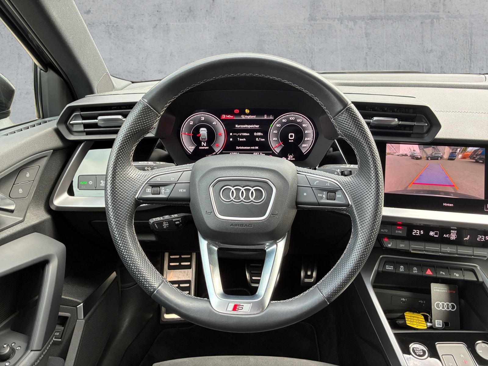 Audi A3 Sportback 40 TDI QU S-LINE MATRIX PANO B&O 18 foto 10