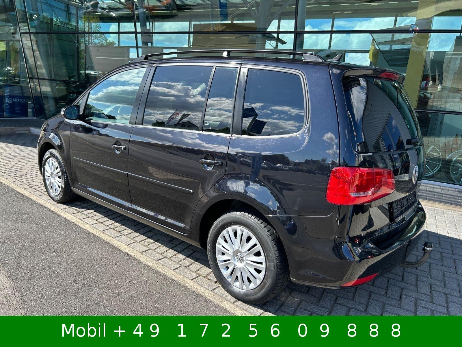 Volkswagen Touran 2011 — photo 7