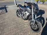 Yamaha MT-09  - YAMAHA MT