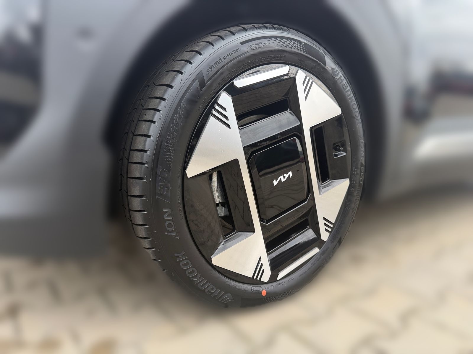 Fahrzeugabbildung Kia EV3 81,4 KWH EARTH WIC UPG DWP 19Z SD