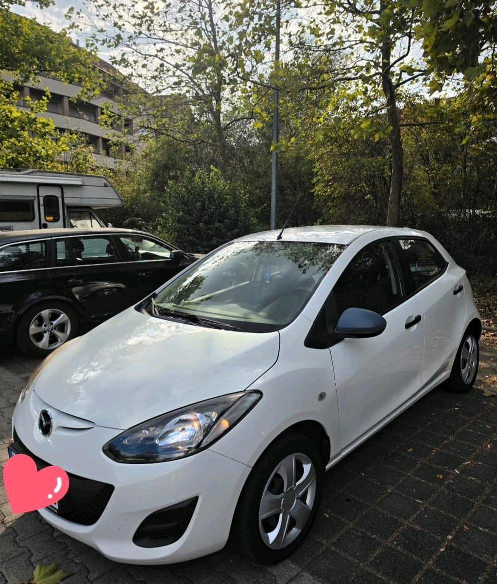 Mazda 2
