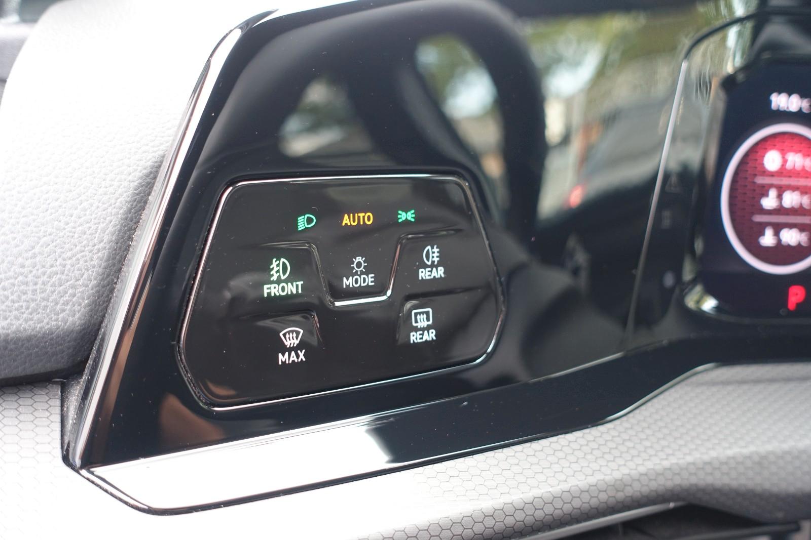 Volkswagen Golf VIII Lim. GTI ACC LED Garantie, миниатюра 14