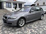 BMW 318 i BI-XEN NAV AHK KLIMAAUT PDC HU-01/27 - BMW: Kombi, 3.0